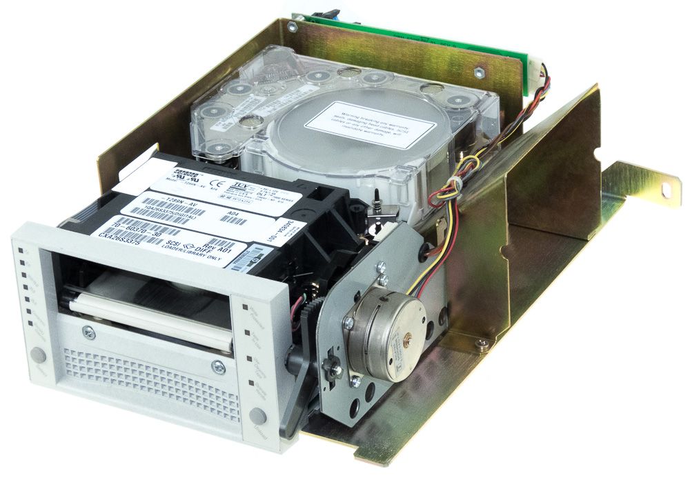 Compaq 340834-001 35/70GB DLT7000 SCSI TL890 TZ89N-AV 