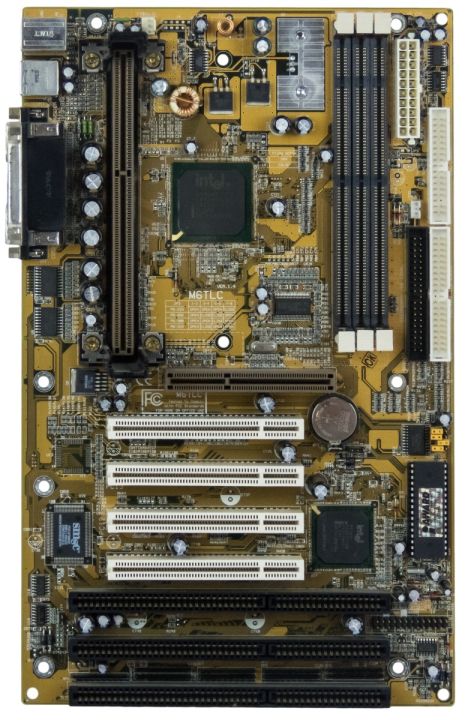 BIOSTAR M6TLC MOTHERBOARD  SLOT 1 SDRAM PCI ISA