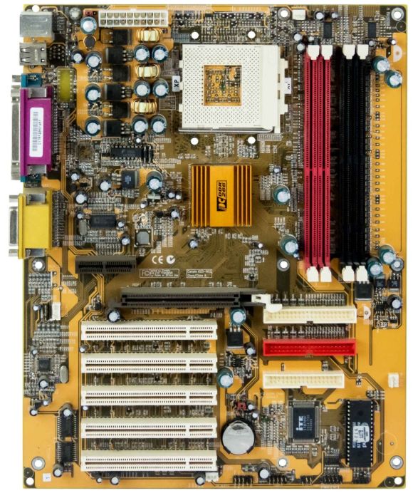 PC CHIPS M830LMR s.462 SDRAM AGP PCI AMR
