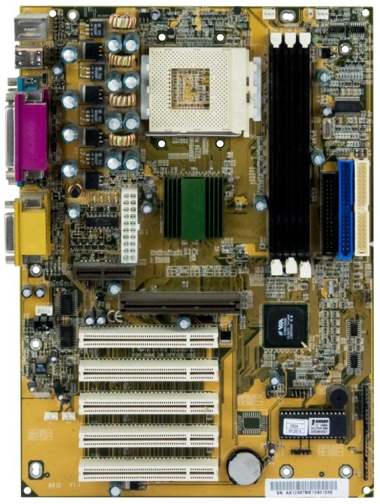 SHUTTLE AK12 V1.1 VIA VT8363 s462 SDRAM AGP PCI