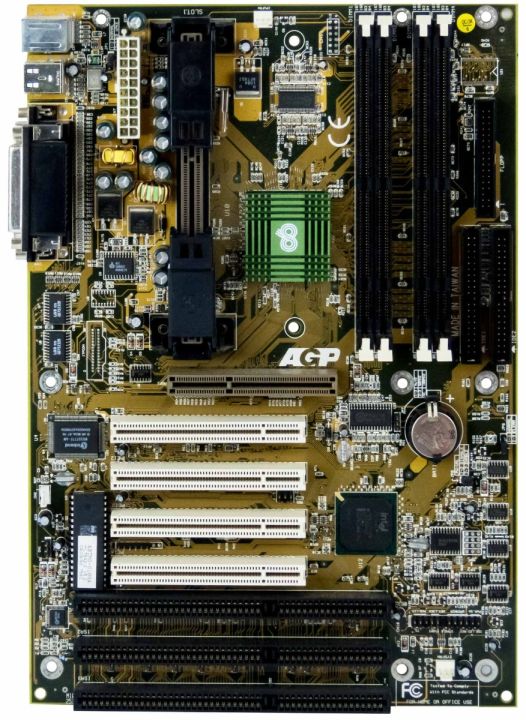 CHAINTECH 6BTM0-H100A SLOT 1 SDRAM AGP PCI ISA