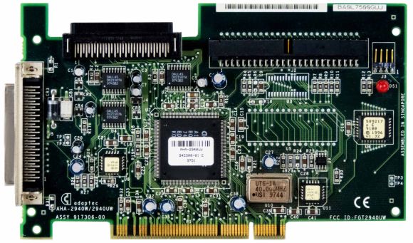 ADAPTEC AHA-2940UW SCSI 68-PIN 50-PIN PCI